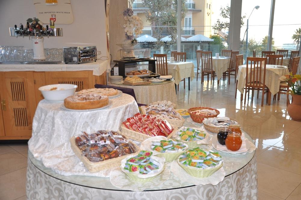 Hotel Sole Mio Rimini Eksteriør billede