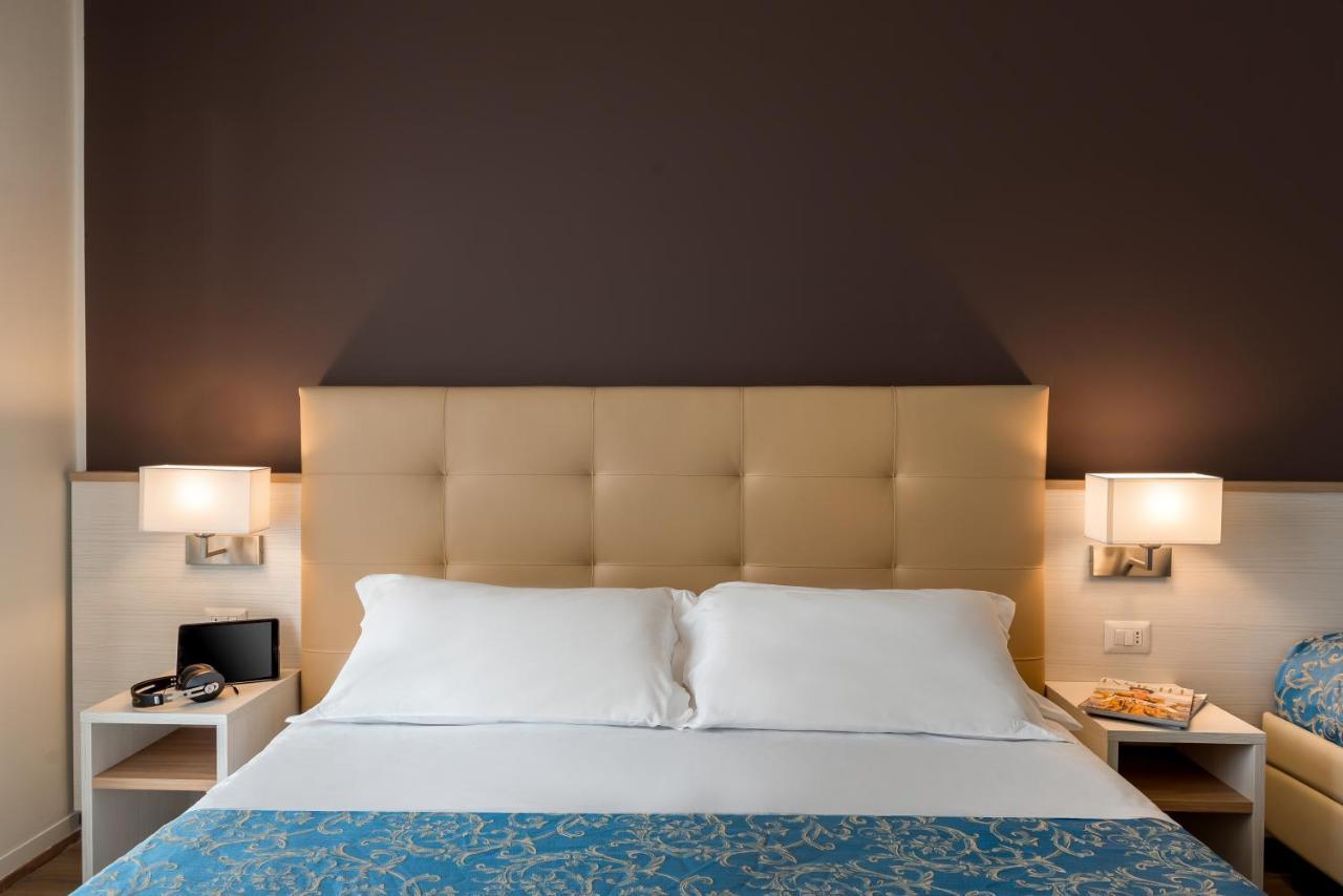 Hotel Sole Mio Rimini Eksteriør billede