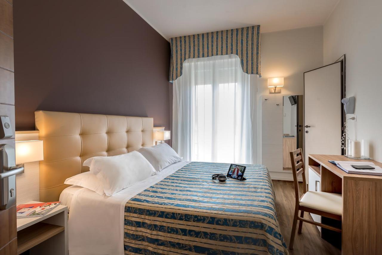 Hotel Sole Mio Rimini Eksteriør billede