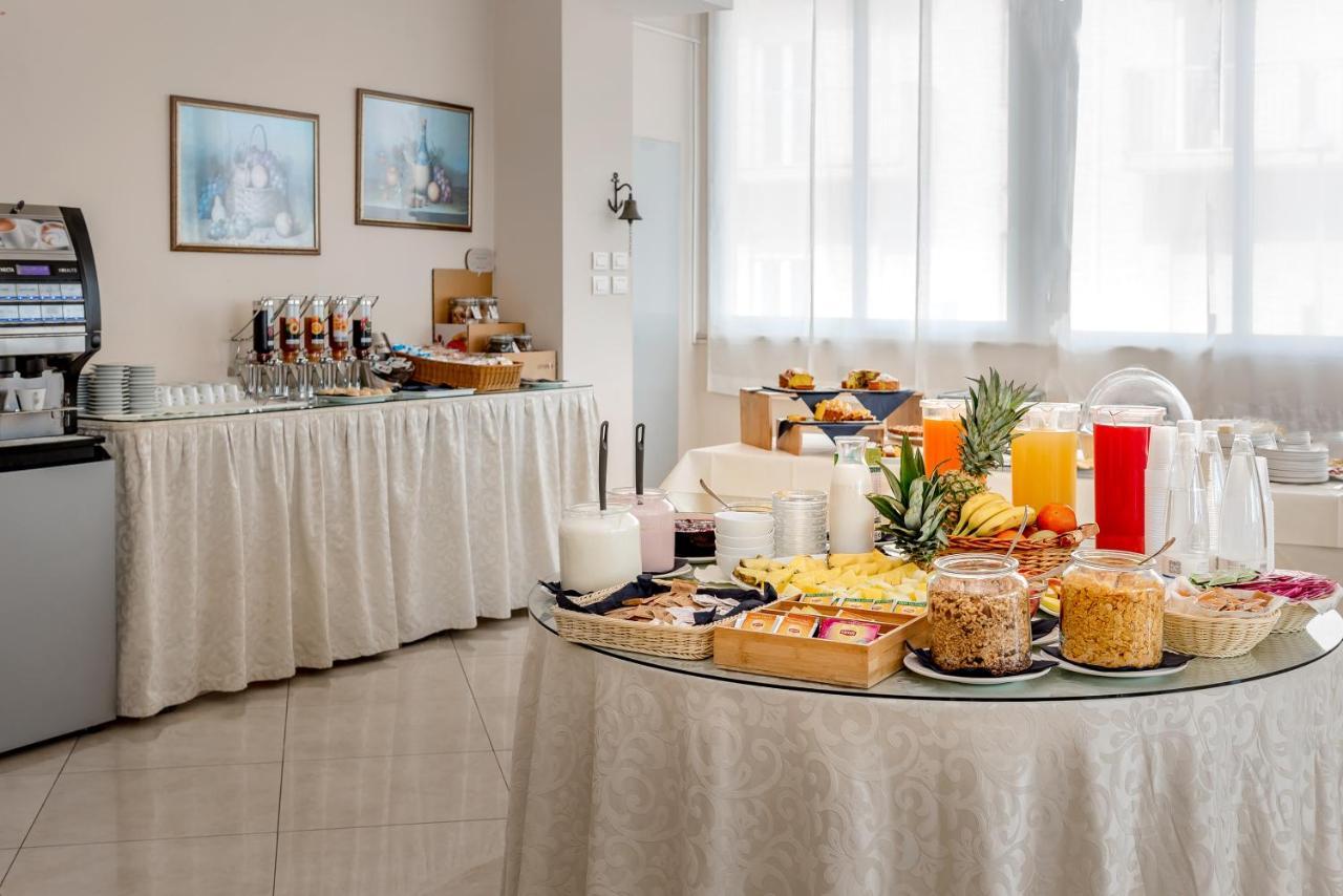 Hotel Sole Mio Rimini Eksteriør billede